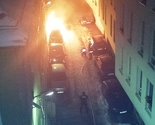 Zapaljen automobil u Sarajevu, vatra zahvatila i drugo vozilo