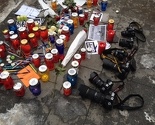Građani Sarajeva, novinari i zvaničnici odali počast ubijenima u napadu na Charlie Hebdo