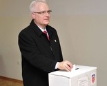 Ivo Josipović glasao među prvima: Očekujem pobjedu