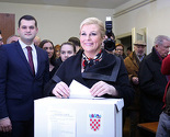 Izlazne ankete: Kolinda Grabar-Kitarović vodi ispred Ive Josipovića
