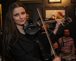 Virtuoz u životu i na bini: Lejla je zaljubljena u violinu, house muziku i dobar bas