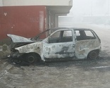 Nastavljaju se paljenja automobila po Sarajevu: Izgorio i Fiat Punto u Hrasnici