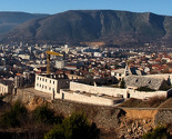Mostar: Pravoslavno groblje Pašinovac nestaje, kosti padaju u provaliju