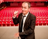 "Profesionalni nasmijavač" Peđa Bajović obilježava 10 godina postojanja na stand up sceni