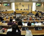 Izetbegović u Rijadu, SDP-u se ne žuri, a vlast na čekanju