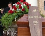 Uz stihove pjesme "Dušo moja" prijatelji i rodbina se oprostili od Keme Montena