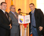 Crveni križ FBiH uručio zahvalnicu portalu Klix.ba za pomoć poplavljenim područjima