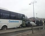 Sudar Golfa i autobusa u Blažuju, otežan saobraćaj