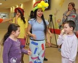 Mali superheroji oboljeli od raka obradovani paketićima i čekom