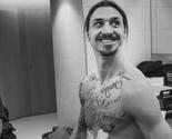 Ibrahimović uklonio tetovaže i poručio: Imena više nisu na mom tijelu, ali ljudi su tamo negdje