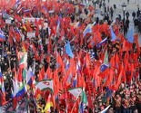 Oko 35.000 građana Moskve demonstriralo protiv prošlogodišnjih protesta u Ukrajini