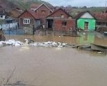 Južni dijelovi Srbije pod vodom: Oko 50 osoba evakuirano