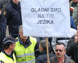 Tuzla: Radnici TTU-a ponovo bez rješenja napustili zgradu Vlade TK