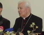 Uskrsna poslanica banjalučkog biskupa Franje Komarice: Isus je pobijedio mržnju i smrt