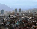 Izložba "Sarajevo će biti, sve drugo će proći..." u Galeriji Boris Smoje