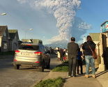 Vulkan Calbuco: Stub pepela visok 11 kilometara, u toku masovna evakuacija