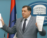 Dodik tvrdi da je "onemogućen" da dođe do Armenije