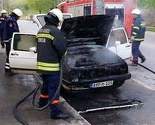 Zenica: Automobil se zapalio u vožnji