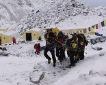 Objavljen zastrašujući snimak snježne lavine izazvane nakon zemljotresa u Nepalu