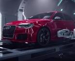 U novoj Audijevoj reklami model R8 "rađa" RS 3 Sportback