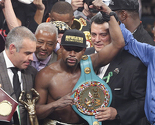 Floyd Mayweather će se odreći svih svojih titula da bi se borio za prestiž