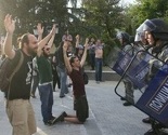 Skoplje: Demonstranti upali u dvorište zgrade vlade