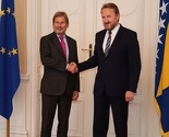 Izetbegović primio evropskog komesara Hahna