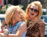 Novi ljetni hit: Britney Spears i Iggy Azalea kao ljepotice iz osamdesetih