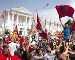 Skoplje: Masovni protesti pred zgradom Vlade