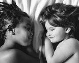 Na fotografijama pokazala nevjerovatnu vezu posvojene i biološke kćerke
