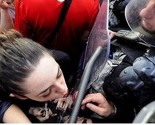 Skup podrške makedonskim demonstrantima u Sarajevu: Dođite naoružani crvenim ružem