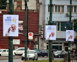 Na sarajevskim ulicama postavljeni plakati koji najavljuju dolazak pape