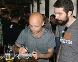 Ekipa Hladnog piva u Sarajevu promovisala album "Dani zatvorenih vrata"