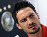 Milan nudi 29 miliona eura za Hummelsa