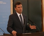 Novalić najavio privatizaciju nekoliko velikih kompanija i ukidanje 30 državnih institucija