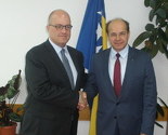 Osmanović i Moore: Prioritet ukidanje segregacije i diskriminacije u obrazovanju