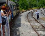 Pogled iz Rotary voza na smaragdnu Unu i prirodne ljepote Bosanske krajine
