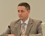 Bećirović: Neprihvatljivo da se negira genocid u Srebrenici