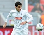 Mensur Mujdža pred potpisom za München 1860
