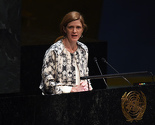 Samantha Power: Nikada ne smijemo zaboraviti genocid u Srebrenici