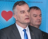 Završen KarAKTerov izbor: Lijanović je najljepši političar u BiH