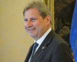 Hahn: Srebrenica je ostavila dubok ožiljak u kolektivnom sjećanju Evrope