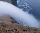 Island: Prirodni fenomen maglovitog vodopada koji izgleda nadrealno