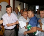 Tuča, naguravanje i prijetnje na Skupštini Medžlisa Islamske zajednice Velika Kladuša