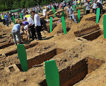 Dženaza u Prijedoru: Krajina se oprašta od 29 žrtava