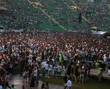 Stadion Koševo se puni uprkos kišovitom vremenu