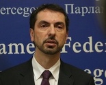 Čavara danas potpisao Zakon o radu