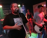 Publiku u Undergroundu druge noći rock festivala zabavljao bend Karne