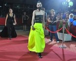 Božo Vrećo prodao "neoprostivu" žutu suknju: Opet ste izgubili, neka vas je sram