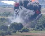 Tragedija u Engleskoj: Vojni avion pao na cestu, ima poginulih